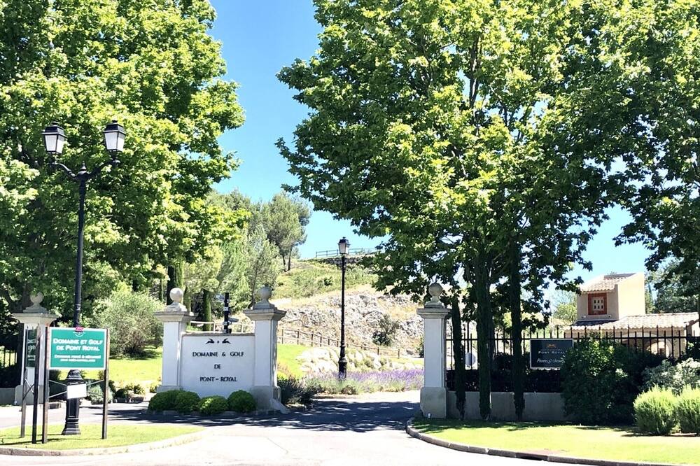 Photo of Outdoor in Mallemort