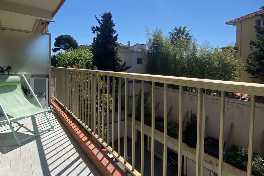 Photo of Patio Balcony in Prado-Perier