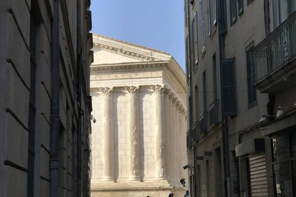Photo of Outdoor in Nimes City Centre