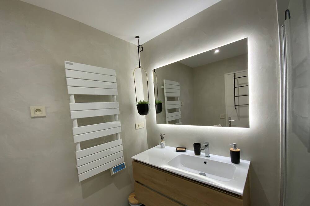 Photo of Bathroom in Estanove