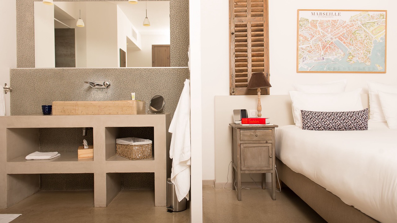 Photo of Bedroom in Les Baumettes