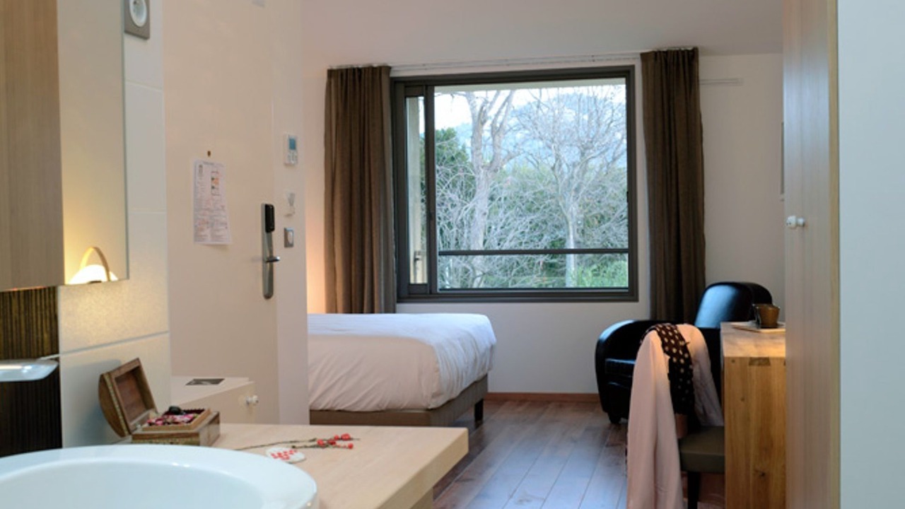 Photo of Bedroom in Les Baumettes