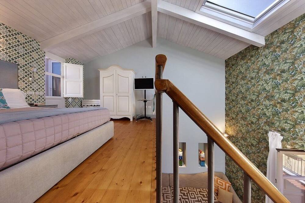 Photo of Bedroom in Sorrento City Centre