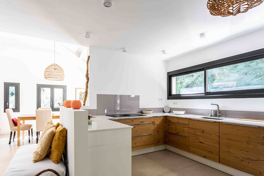 Photo of Kitchen in Les Baux-de-Provence