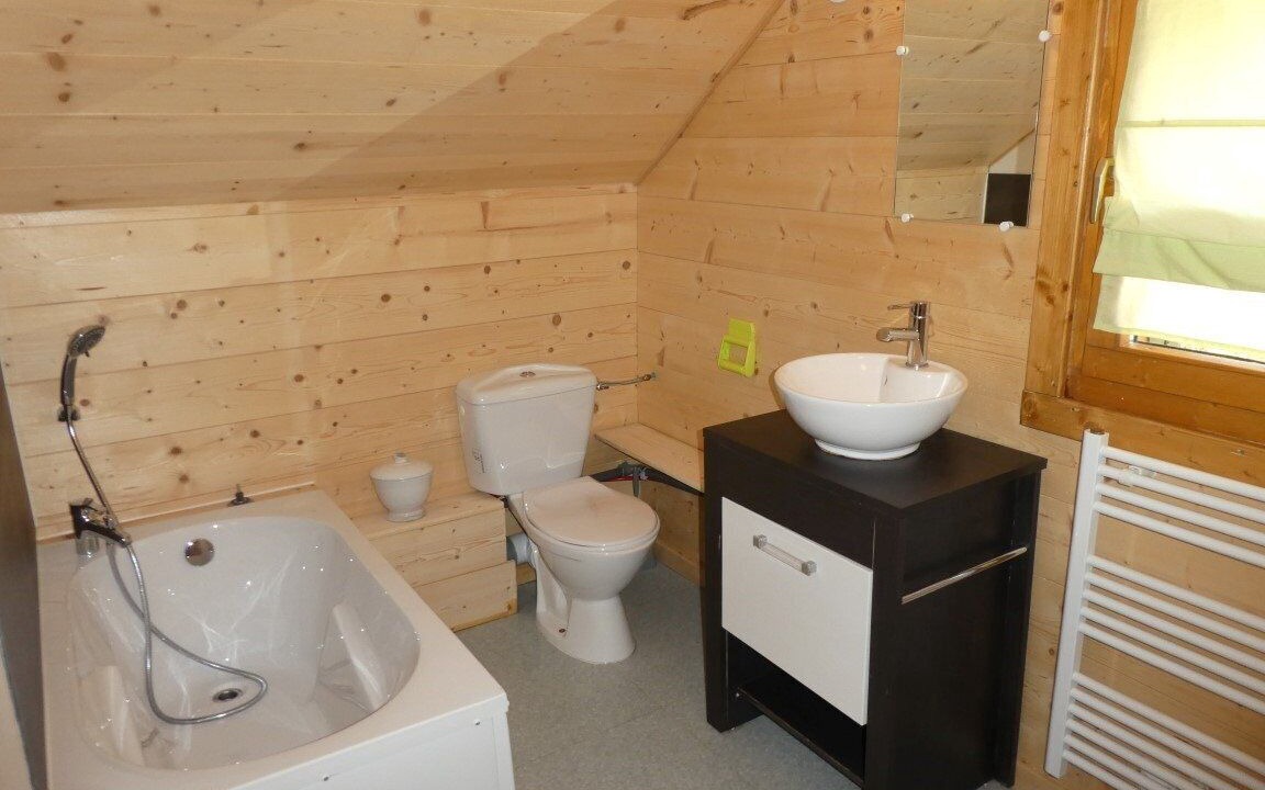 Photo of Bathroom in Reallon