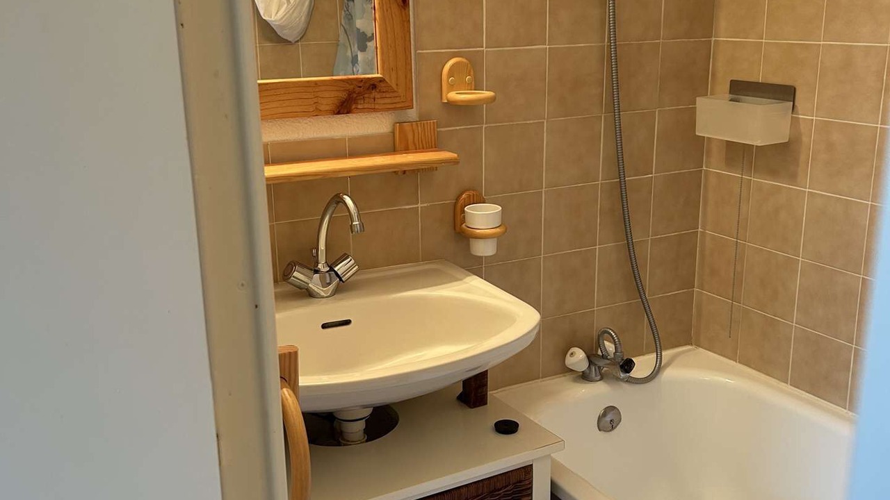 Photo of Bathroom in Reallon