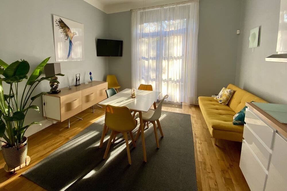 Photo of Bedroom in Lambesc