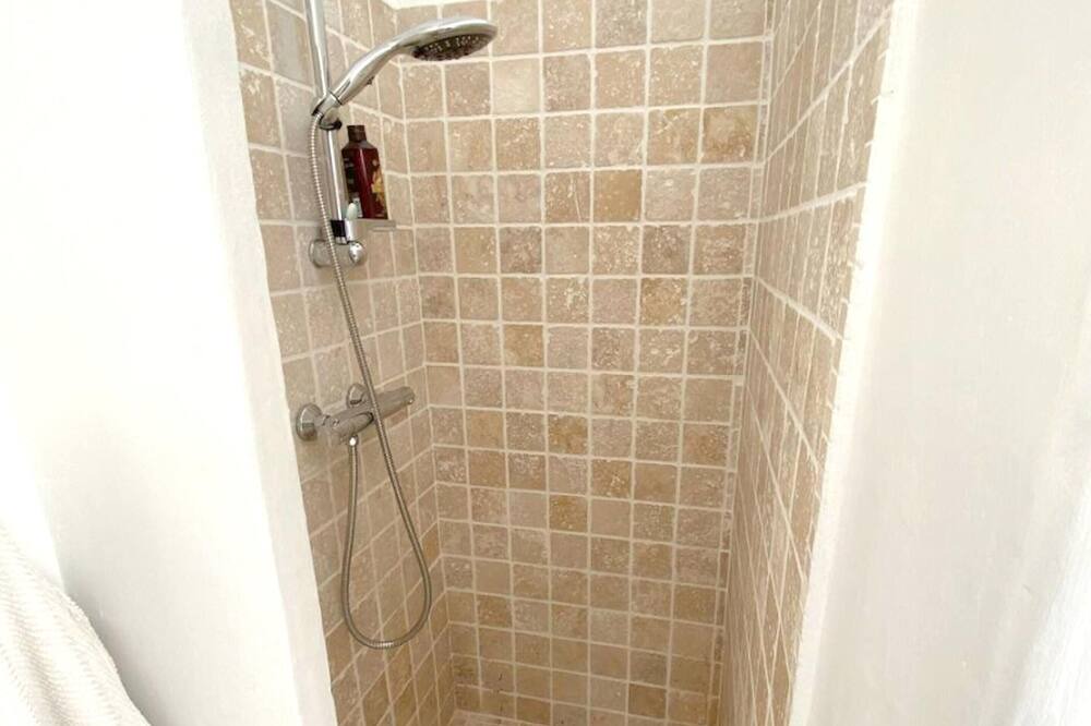 Photo of Bathroom in Tourrettes