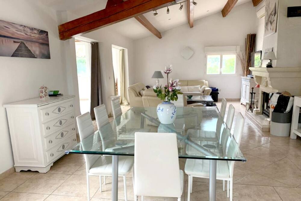 Photo of Livingroom in Tourrettes
