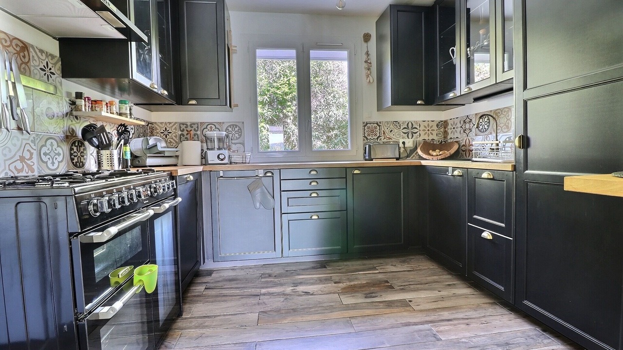 Photo of Kitchen in La Crau