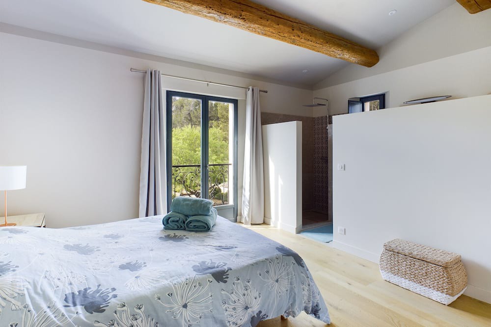 Photo of Bedroom in Maussane-les-Alpilles