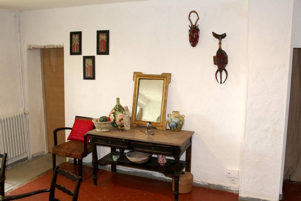 Photo of Livingroom in Villeneuve