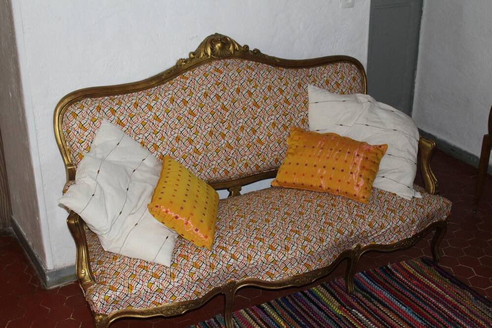 Photo of Livingroom in Villeneuve
