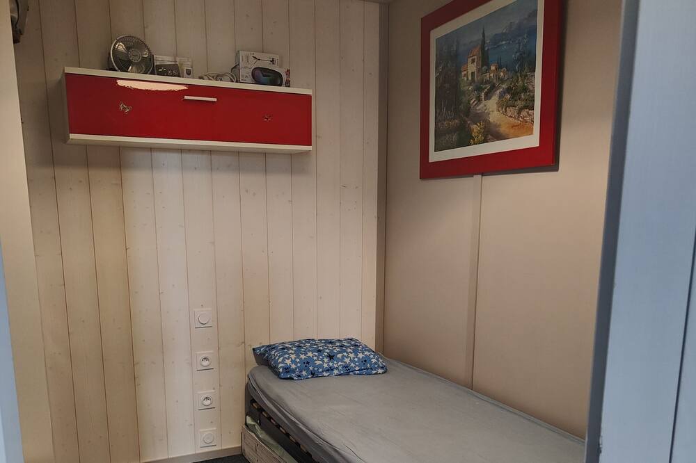 Photo of Bedroom in Pomerols
