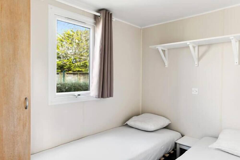 Photo of Bedroom in Albaron