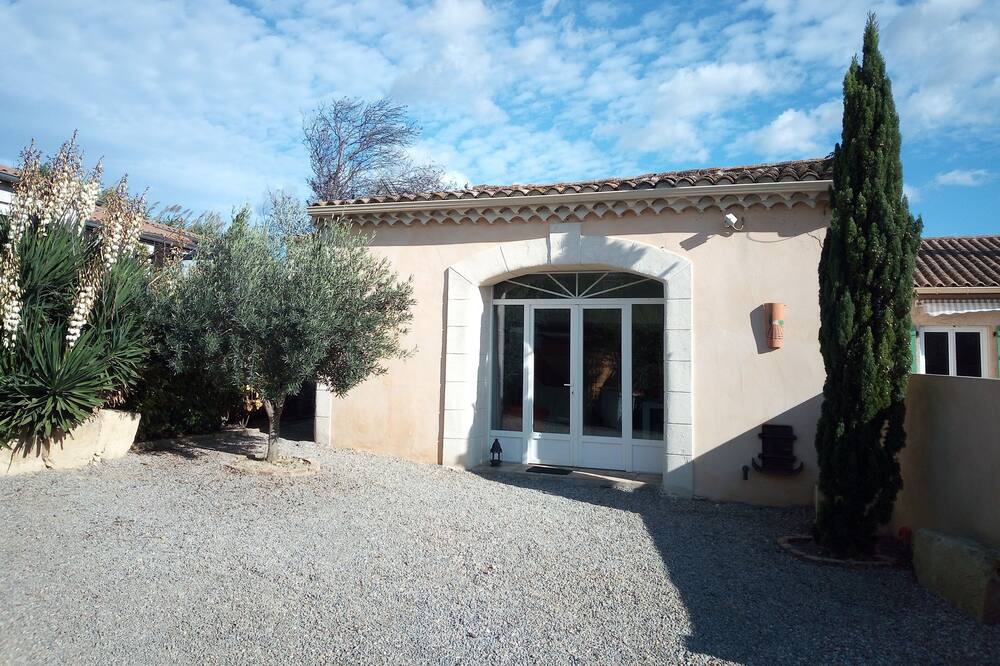 Photo of Outdoor in Tourbes