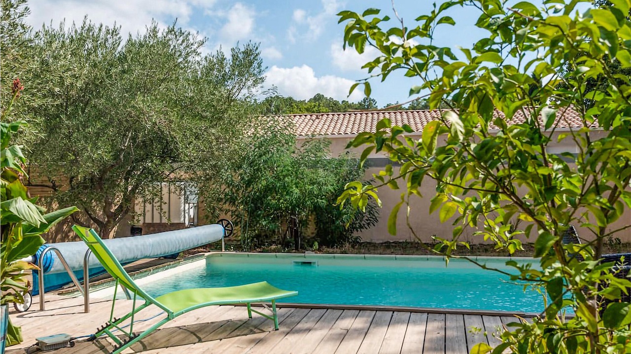 Photo of Outdoor in Saint-Quentin-la-Poterie