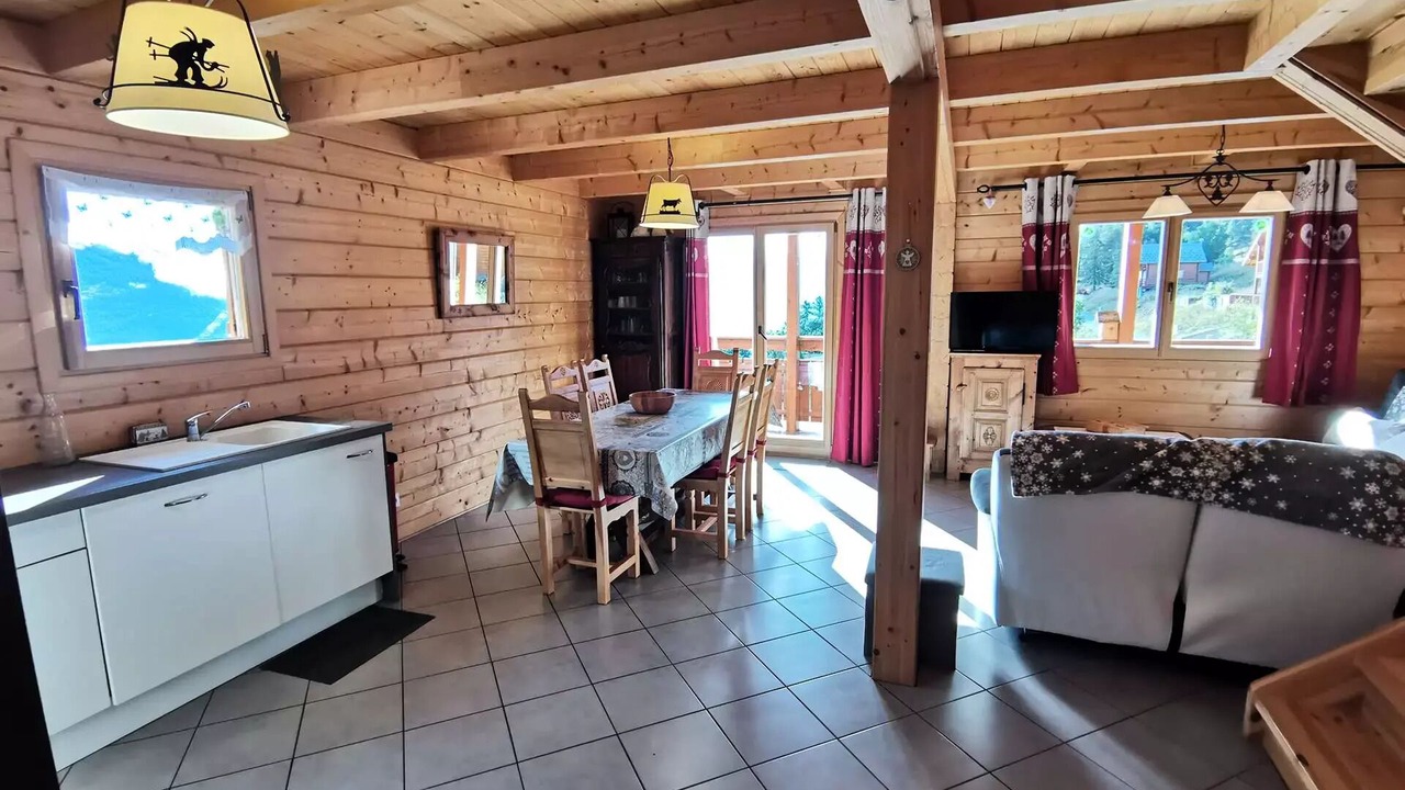 Photo of Kitchen in Reallon