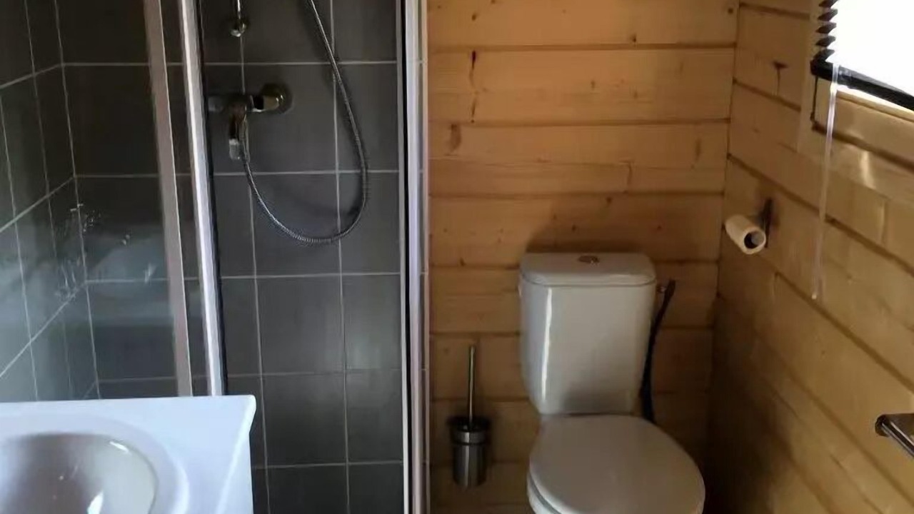 Photo of Bathroom in Reallon