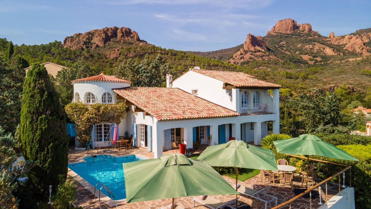 Photo of Outdoor in Antheor
