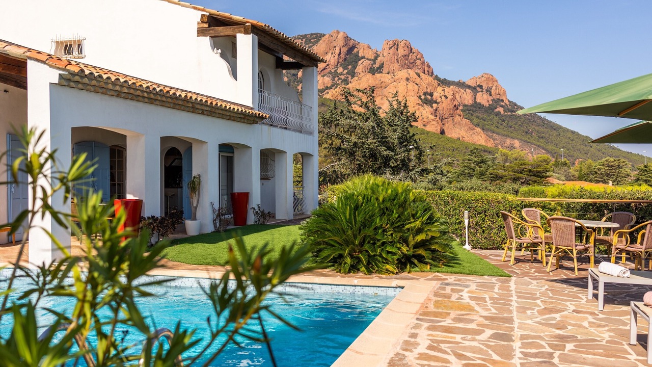 Photo of Outdoor in Antheor
