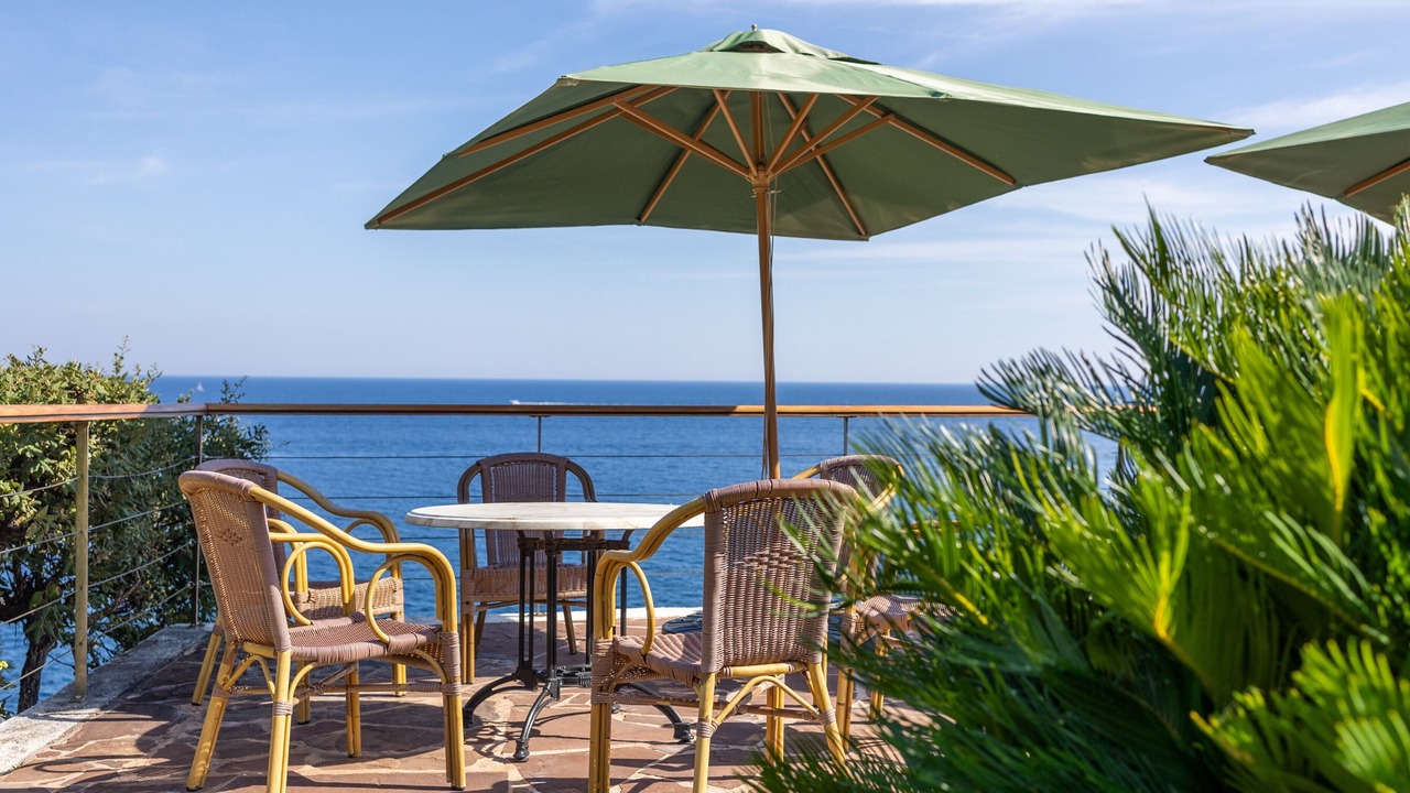 Photo of Outdoor in Antheor