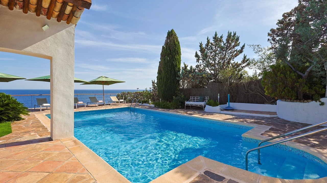 Photo of Outdoor in Antheor
