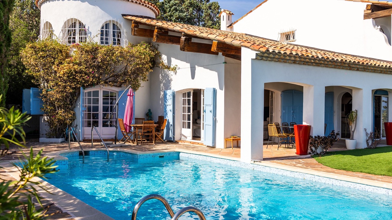 Photo of Outdoor in Antheor