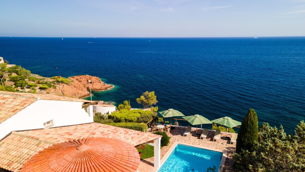 Photo of Outdoor in Antheor