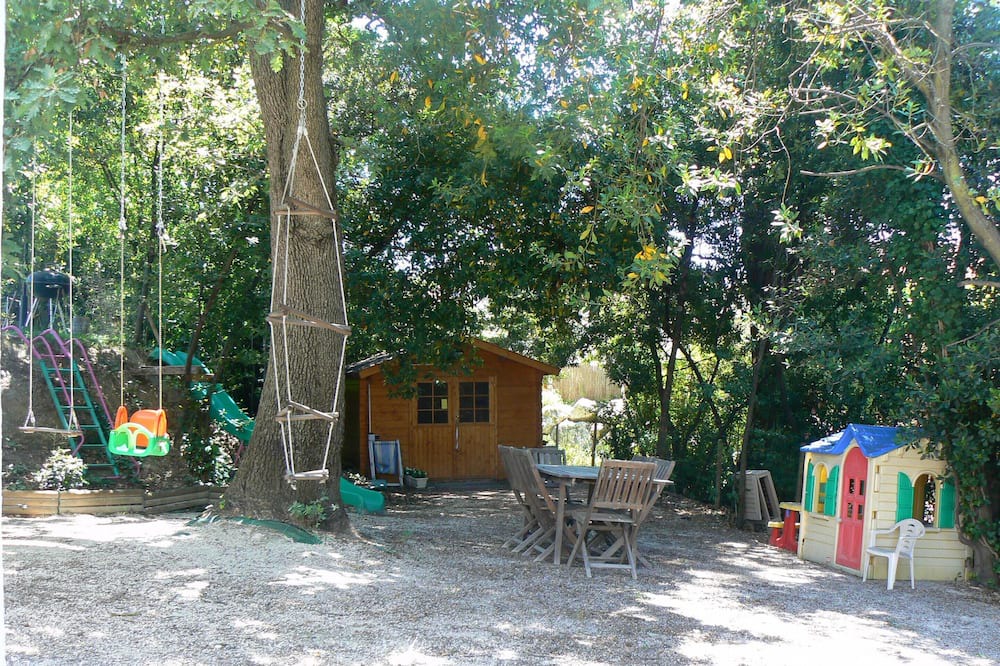 Photo of Outdoor in Eyragues
