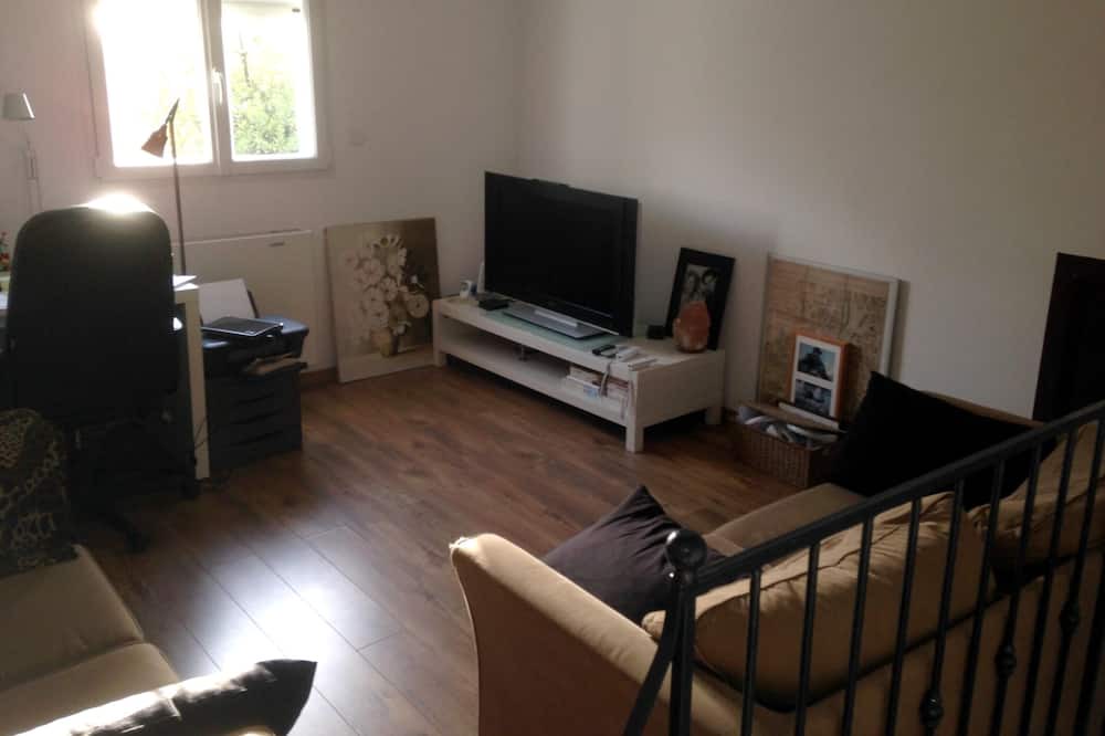 Photo of Livingroom in Eyragues