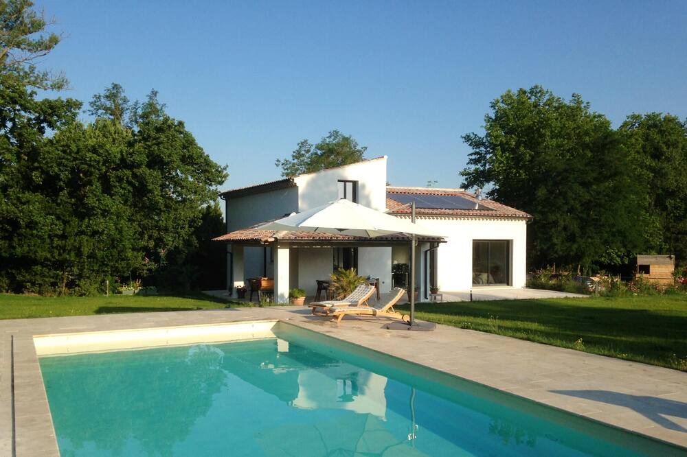 Photo of Outdoor in Eyragues
