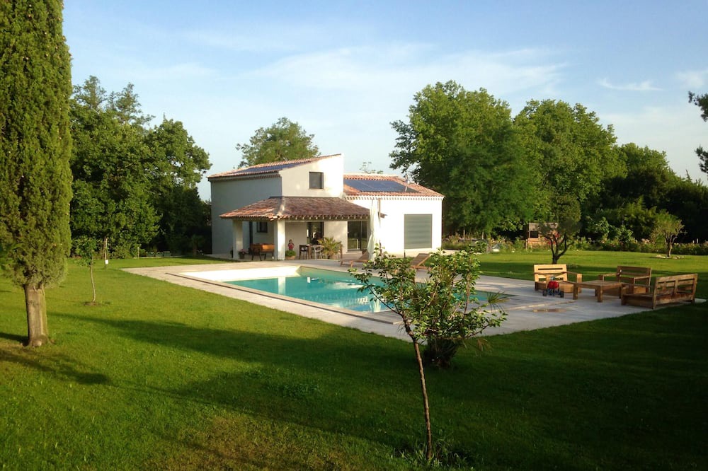 Photo of Outdoor in Eyragues