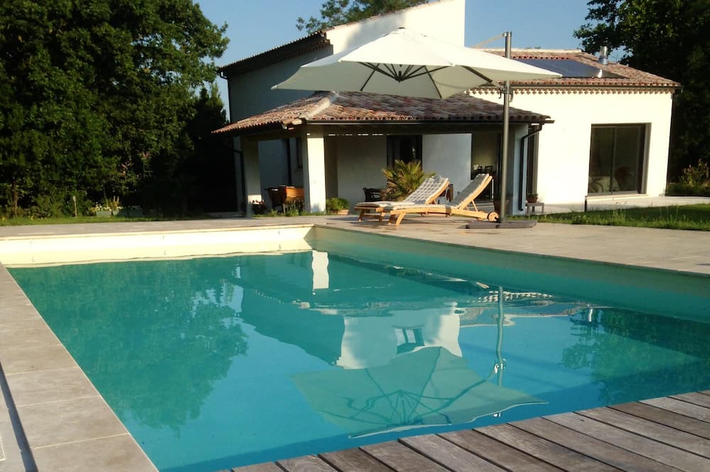 Photo of Outdoor in Eyragues