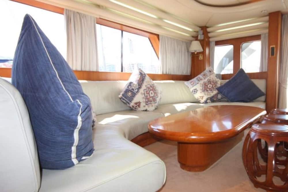 Photo of Livingroom in Saint-Tropez City Centre