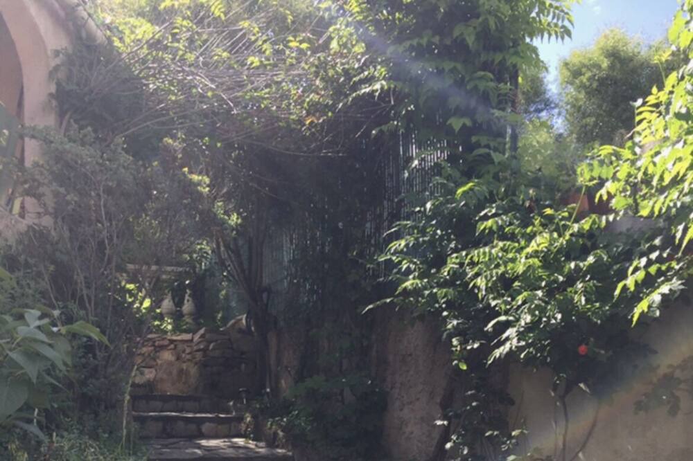 Photo of Others in Cuges-les-Pins