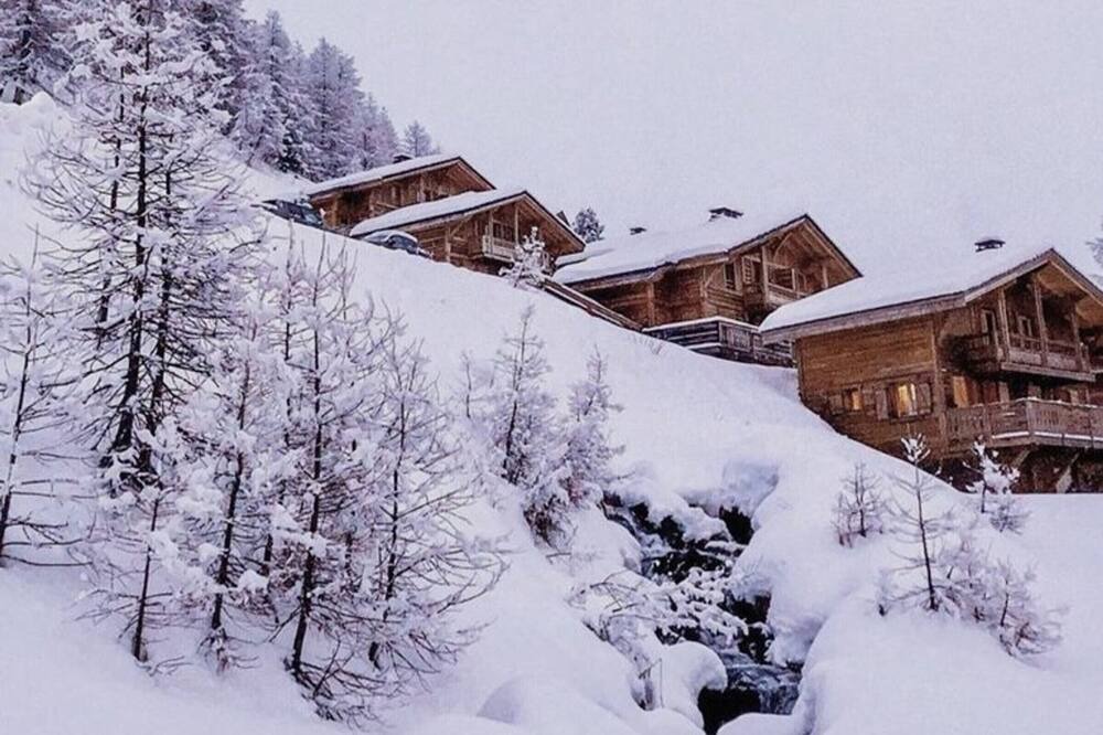 Photo of Outdoor in Isola