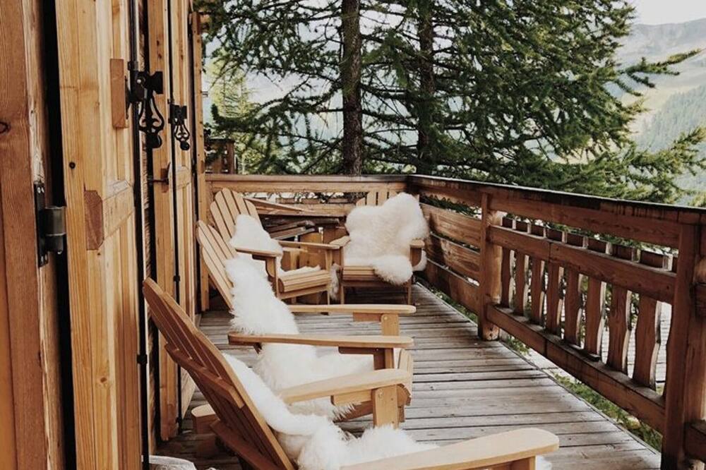Photo of Outdoor in Isola