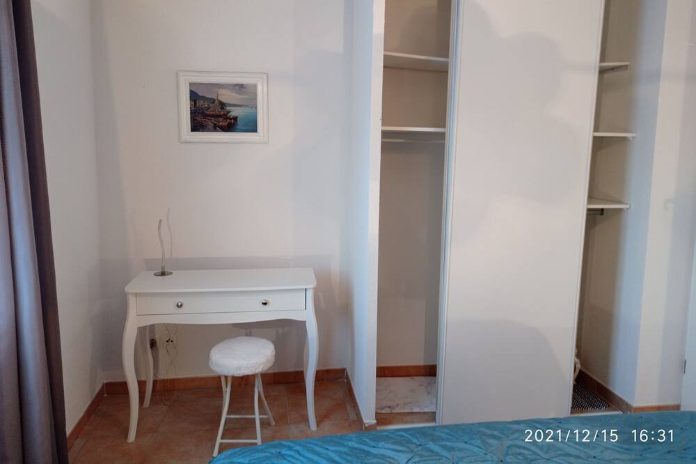 Photo of Bedroom in Volonne
