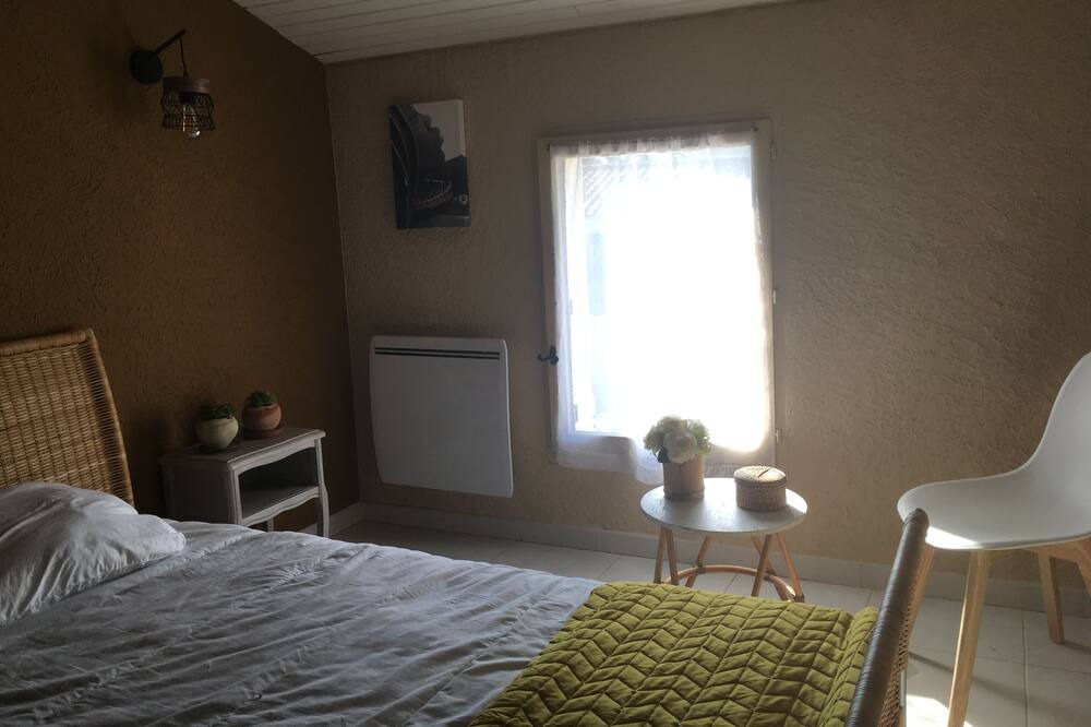 Photo of Bedroom in Jonquerettes