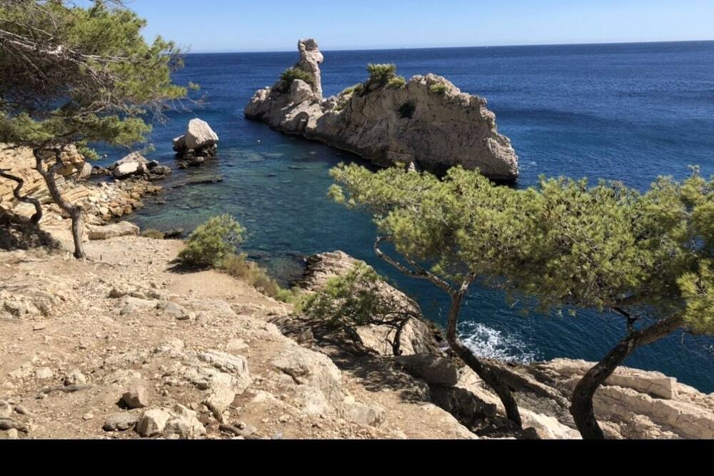 Photo of Others in Cuges-les-Pins