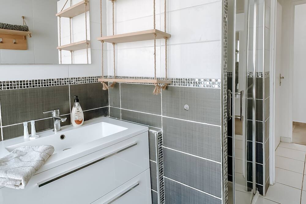 Photo of Bathroom in Les Lecques