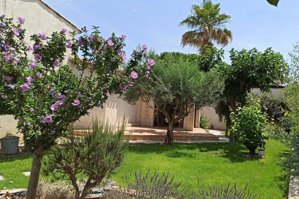 Photo of Outdoor in Villeneuve-les-Beziers