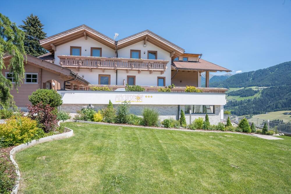Photo of Outdoor in Mareta