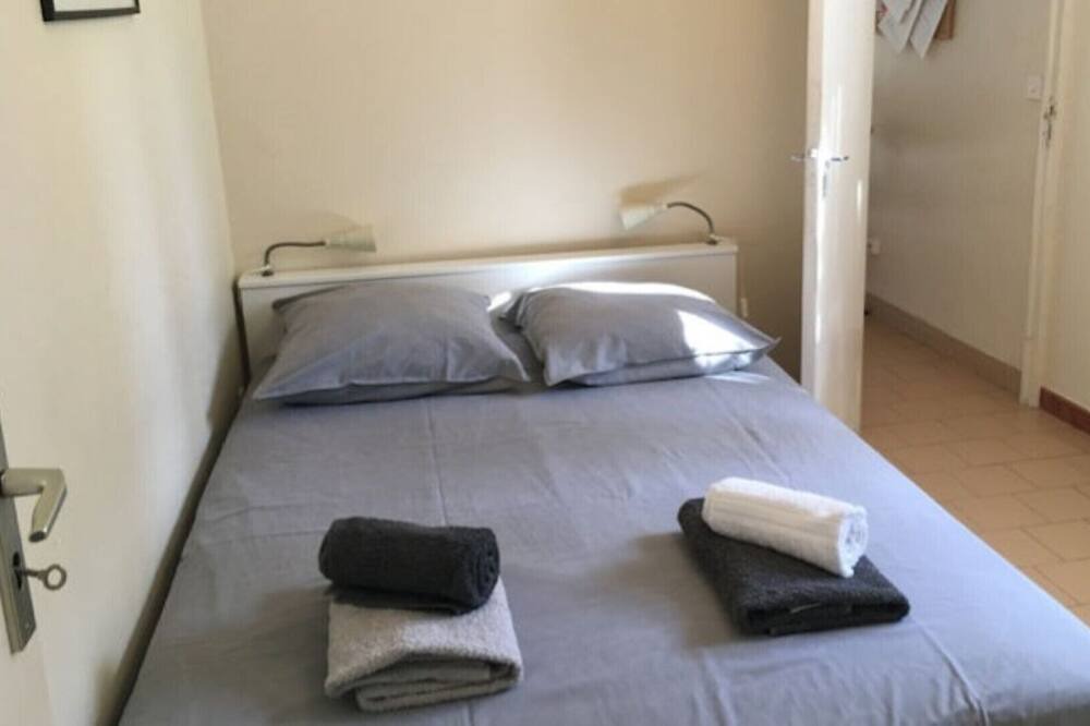 Photo of Bedroom in Montagnac
