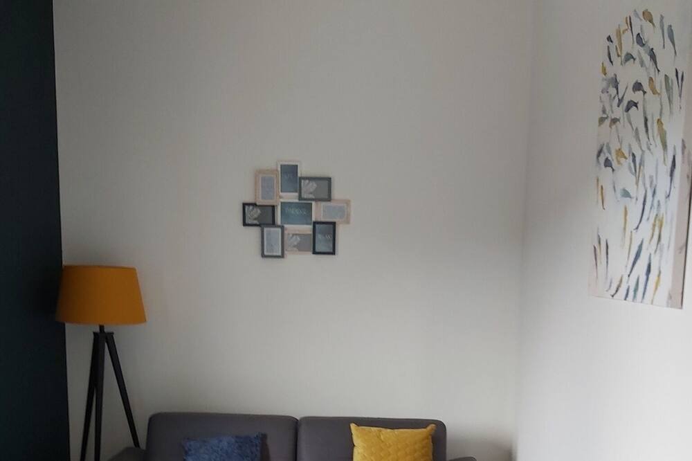 Photo of Livingroom in Montaren-et-Saint-Mediers