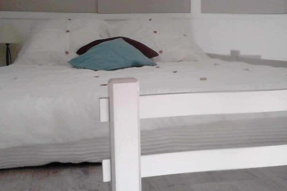 Photo of Bedroom in Cabannes