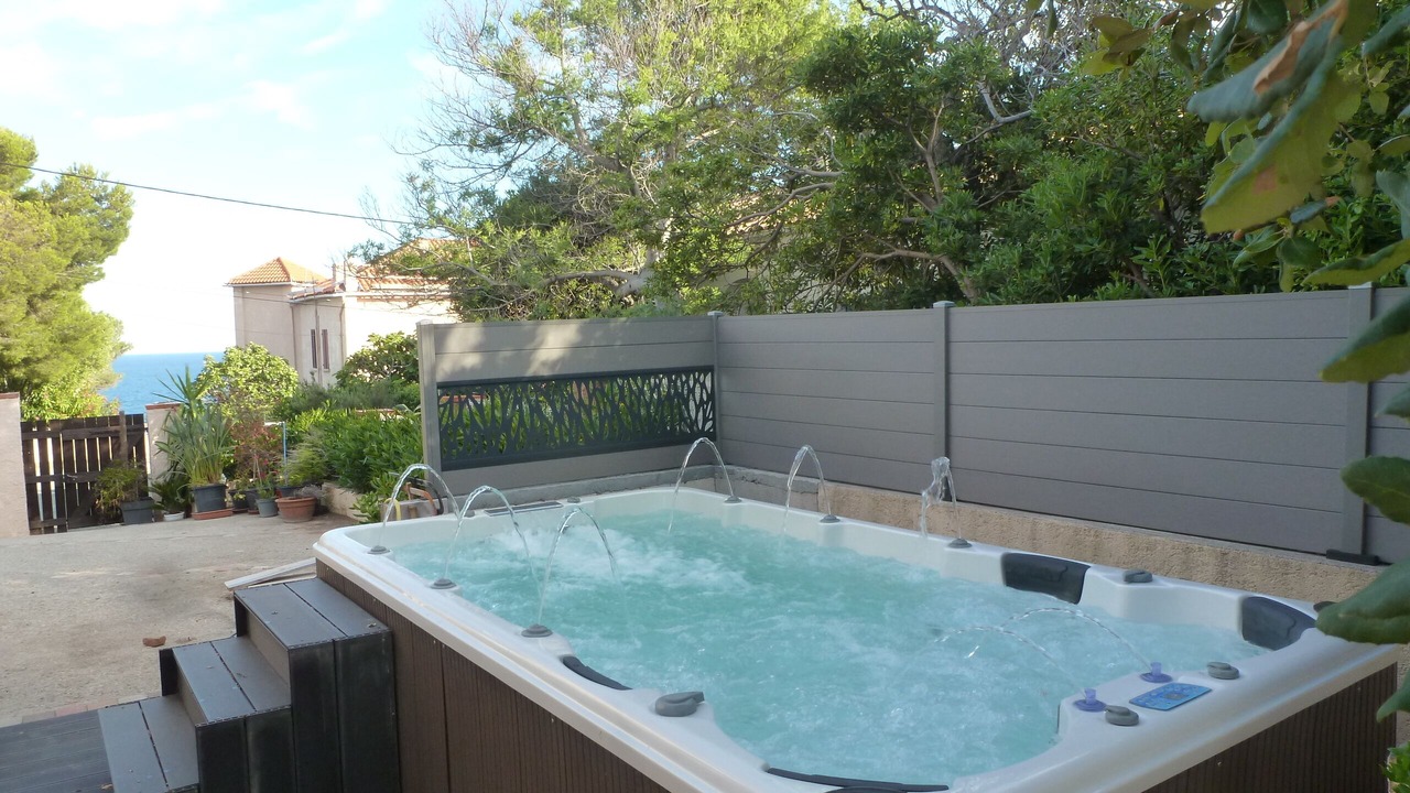 Photo of Outdoor in Antheor