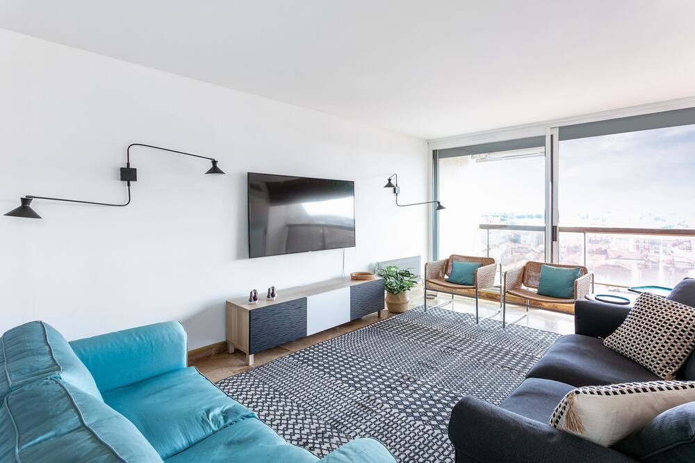 Photo of Livingroom in Comedie