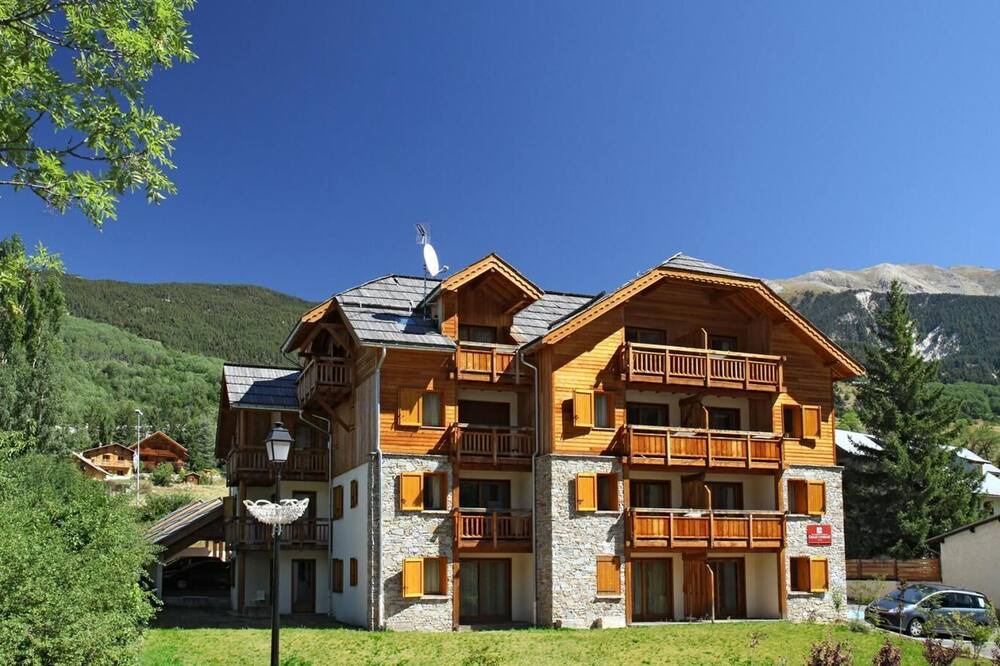 Photo of Outdoor in Chantemerle